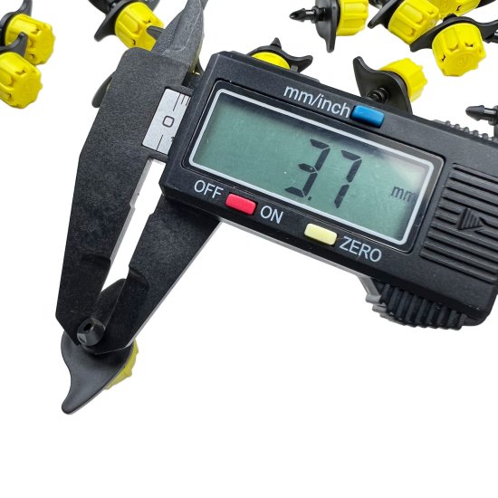 Капельница некомпенсированная с регулировкой вылива BOUTTE (0 - 70 л/ч) 10 шт.