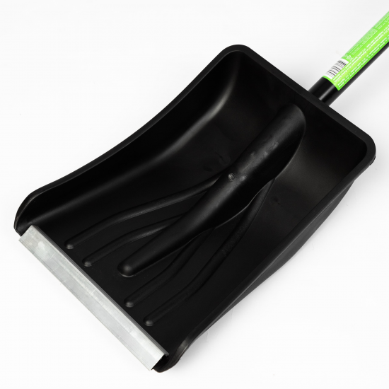 Лопата для уборки снега Geolia 29x87 см полипропилен со стальным черенком