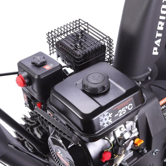 Снегоуборщик бензиновый PATRIOT PRO 650 56 см 7 л.с.