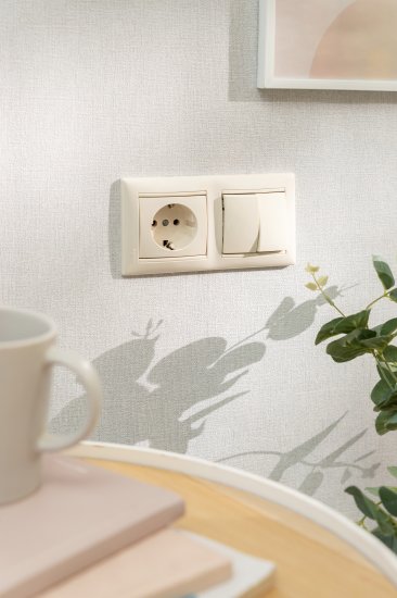 Рамка для розеток и выключателей Legrand Valena 2 поста цвет слоновая кость
