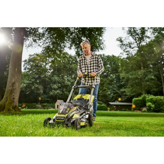 Бесщеточная газонокосилка Ryobi RLM36x41H50G