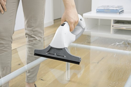 Стеклоочиститель Karcher WV 1 Plus/EU Li-Ion 0.1 л