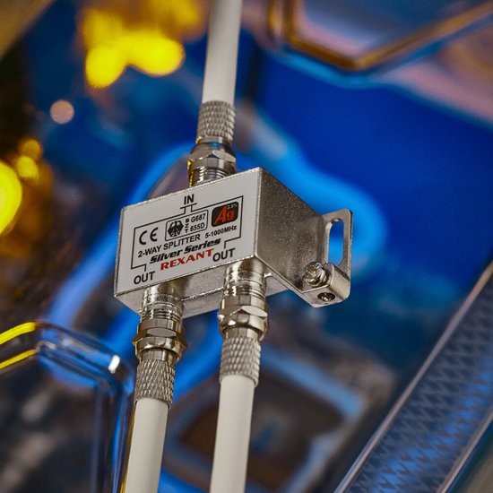 ТВ делитель Rexant 2 F-выхода +3 F-разъема (05-6101)