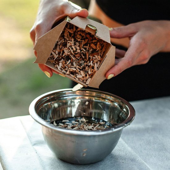 Щепа для копчения яблоня Boyscout 0,295 кг 1 л