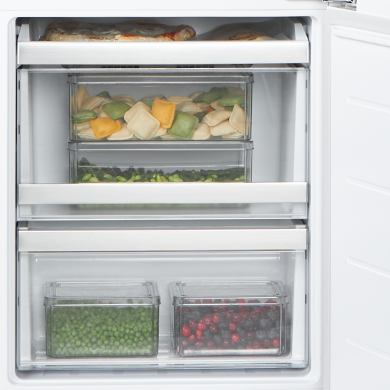 Холодильник двухкамерный Haier BCF3261WRU 55.8x177.2x54.5 см цвет белый