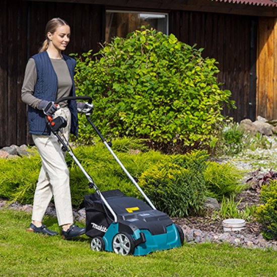 Скарификатор-аэратор электрический Makita UV3200 1300 Вт