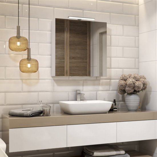 Зеркальный шкаф Vigo Plaza 70х70х15 см с подсветкой белый