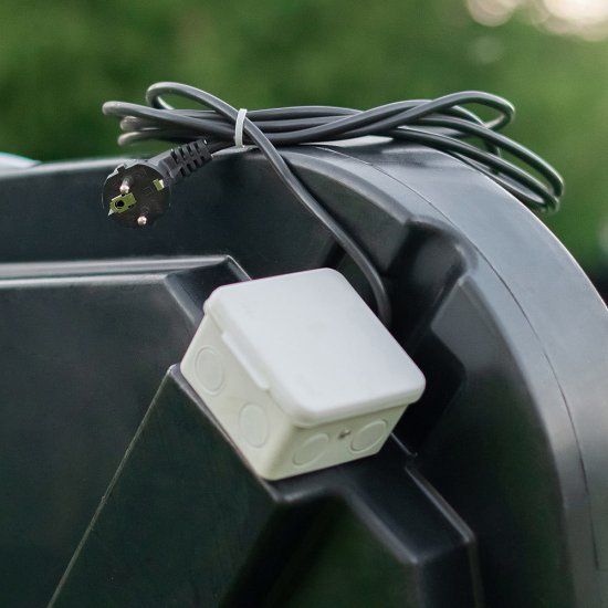 Бак для душа с подогревом 110 л Rostok Ok с лейкой