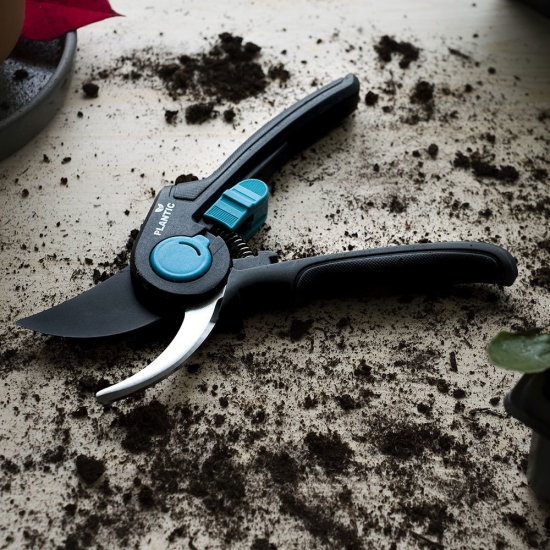 Секатор плоскостной Plantic Light (25264-01)