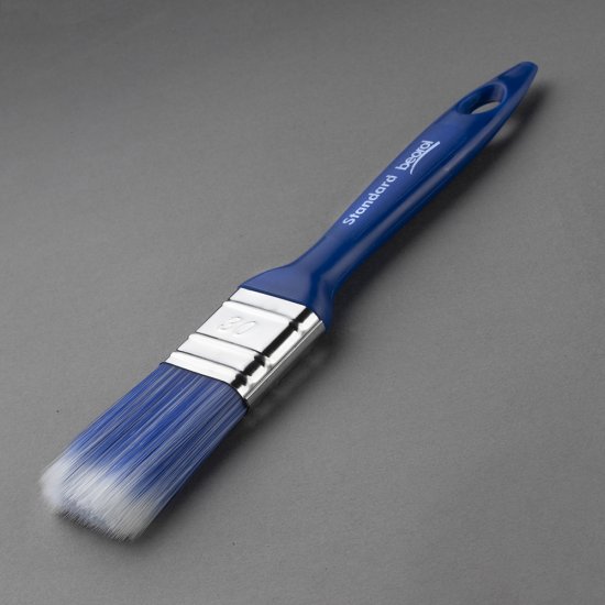 Кисть плоская искусственная щетина пластиковая ручка Beorol 30х15 мм для красок и антисептиков на водной основе