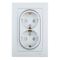 Розетка Systeme Electric AtlasDesign встраиваемая алюминий со шторками (ATN000326)
