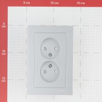 Розетка Systeme Electric AtlasDesign встраиваемая алюминий со шторками (ATN000322)