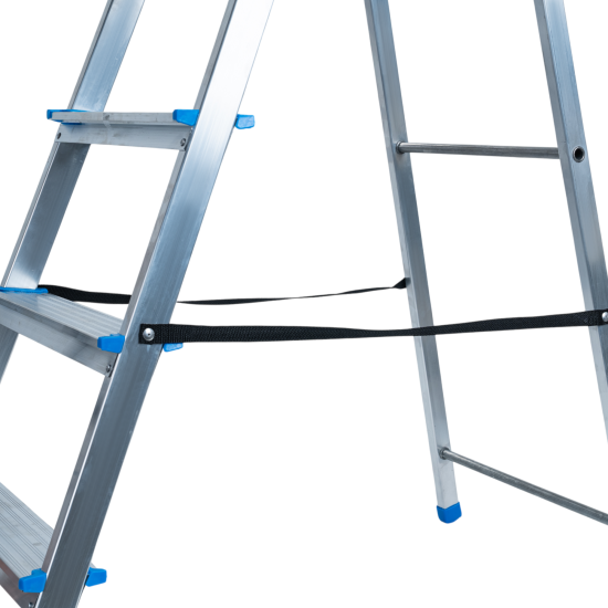 Стремянка алюминиевая Ladderbel STR-AL-5 5 ступеней, максимальная нагрузка 150 кг