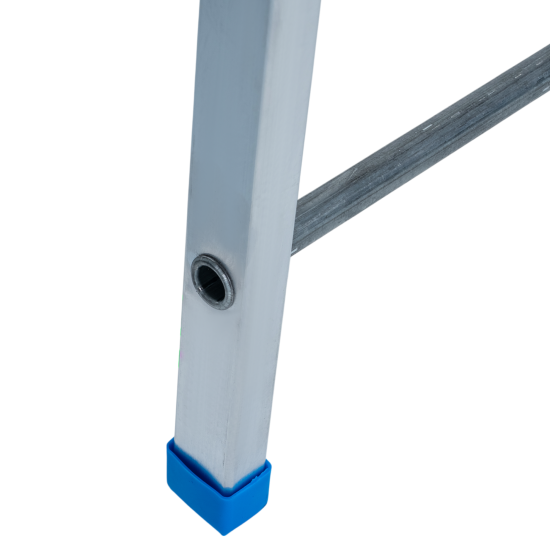 Стремянка алюминиевая Ladderbel STR-AL-5 5 ступеней, максимальная нагрузка 150 кг