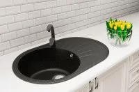 Мойка для кухни врезная с крылом Dr.Gans Арена 76x49 см глубина чаши 20 см мрамор цвет чёрный