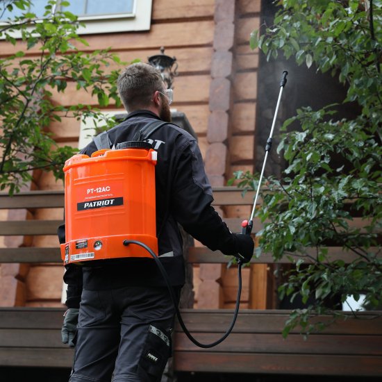 Опрыскиватель садовый аккумуляторный Patriot PT-112AC 12 л