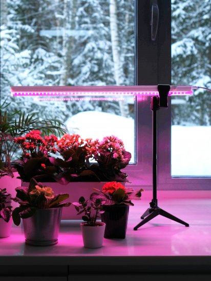 Крепление настольное со штативом для фитосветильника Т5 Ritter Planta 56294 8 пластик металл цвет черный