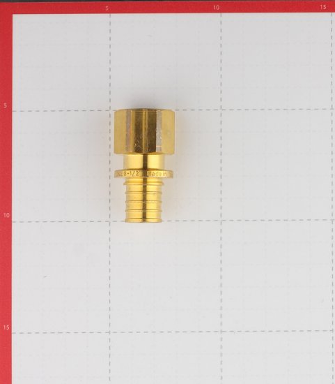 Соединитель прямой Stout 20 мм х 1/2 ВР(г) латунный (SFA-0002-002012)