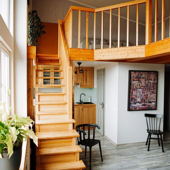 Лак яхтный Husky Yacht 90 2.7 л глянцевый