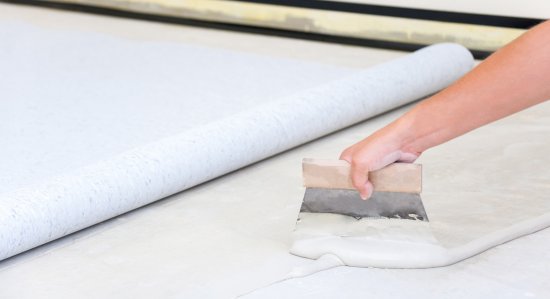 Клей Axton универсальный для линолеума и ковролина 4 кг