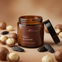Свеча ароматизированная в стеклянной банке Stella Fragrance Tonka Macadamia коричневая 6 см