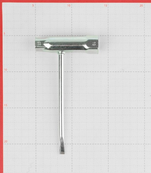 Ключ комбинированный Champion (C1202)