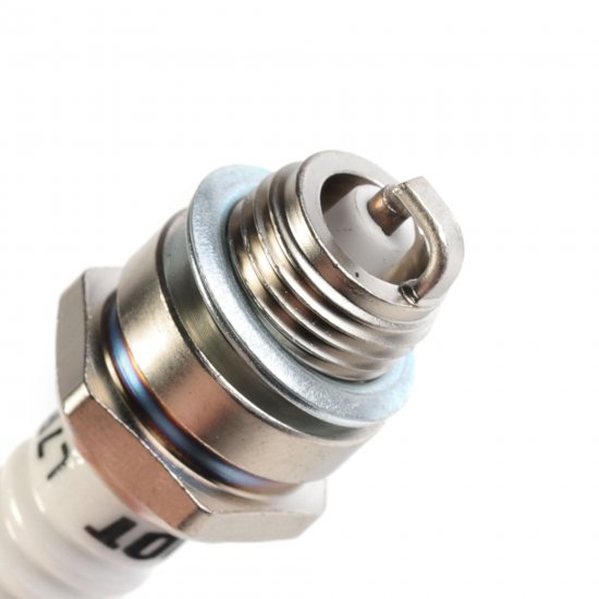 Свеча зажигания Patriot L7RTC для 2-тактных двигателей, 19 мм