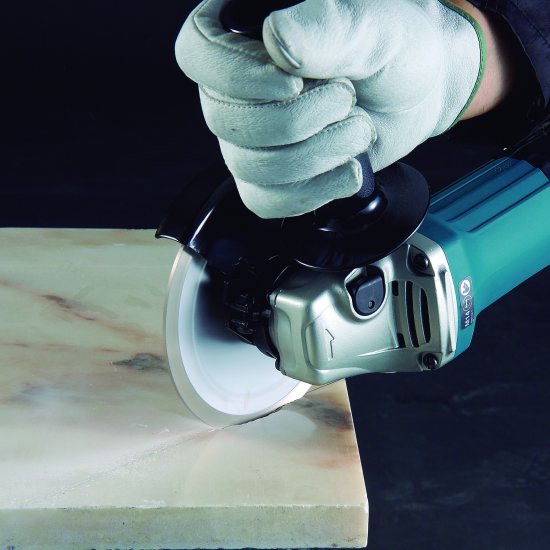 УШМ сетевая Makita GA5030R 720 Вт, 125 мм