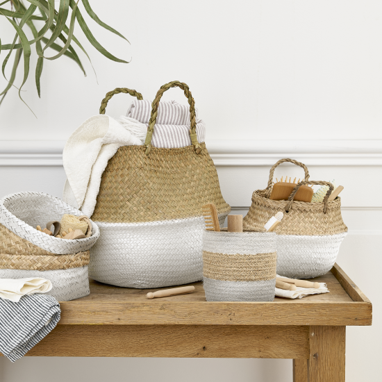 Эмаль аэрозольная декоративная Luxens глянцевая цвет белый 210 мл