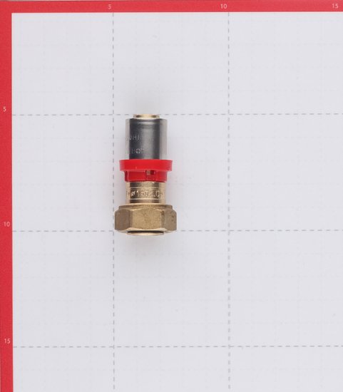 Соединитель прямой Tiemme с накидной гайкой под евроконус 16(пресс) х 1/2 ВР(г)