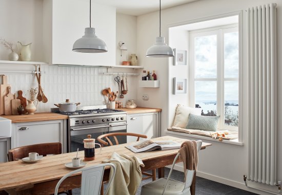 Краска для стен и потолков в кухне и ванной Luxens моющаяся матовая база А цвет белый 250 мл