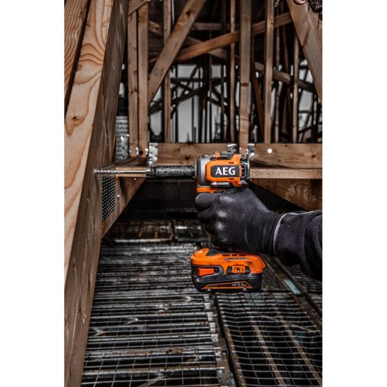 Бесщеточный аккумуляторный гайковерт AEG BSS18S12BL-0