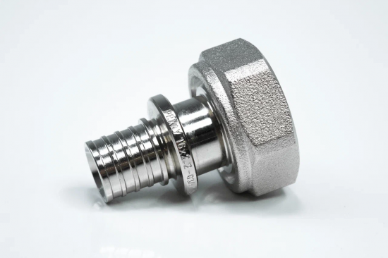 Переходник на евроконус для труб из сшитого полиэтилена Рехау 16-G 3/4