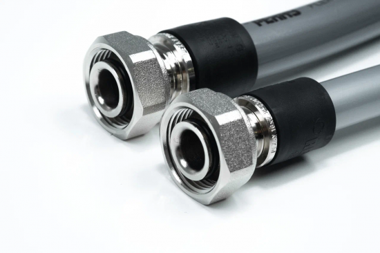 Переходник на евроконус для труб из сшитого полиэтилена Рехау 16-G 3/4