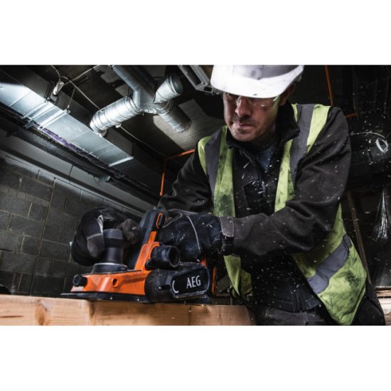 Аккумуляторный рубанок AEG BHO18BL-0