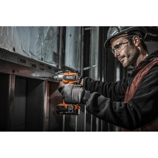 Импульсный винтоверт AEG BSS18C3B3-0
