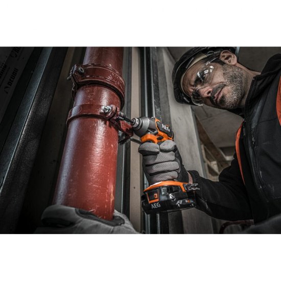 Импульсный винтоверт AEG BSS18C3B3-0