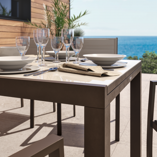Садовый стол раздвижной Naterial Lyra II 1880 см 180/260x96x75 алюминий/стекло мокко