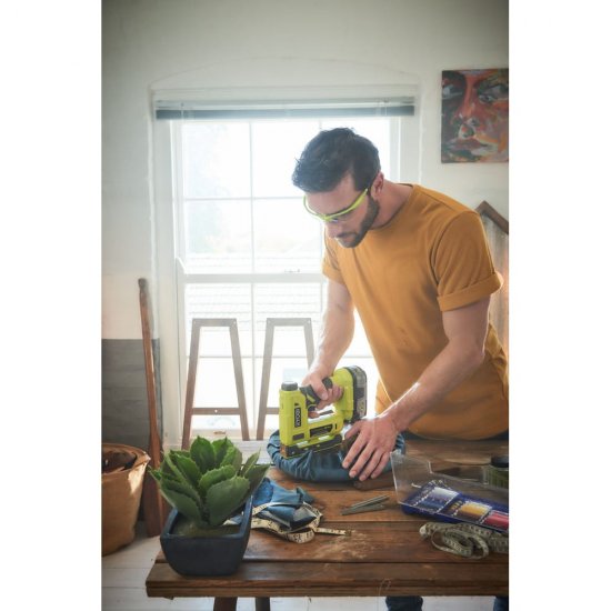 Аккумуляторный степлер Ryobi R18ST50-0