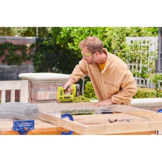 Аккумуляторный степлер Ryobi R18ST50-0