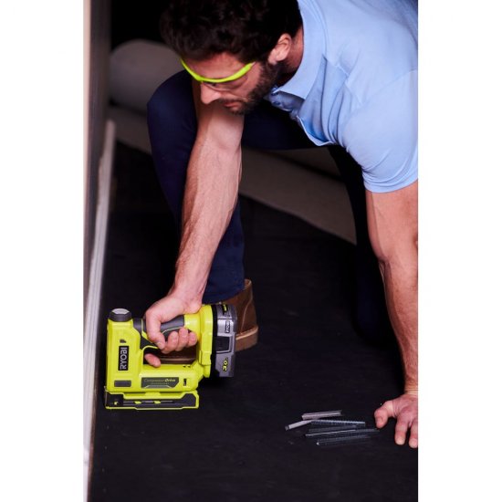Аккумуляторный степлер Ryobi R18ST50-0