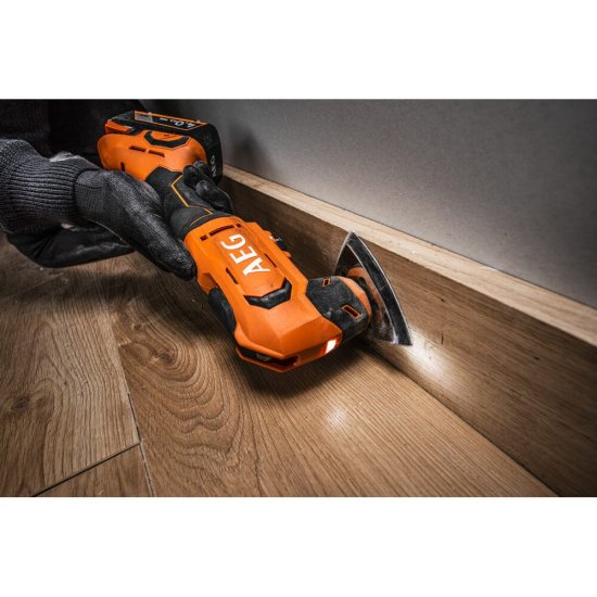 Многофункциональный инструмент AEG BMT18-0