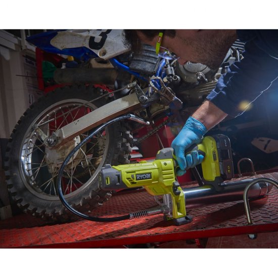 Смазочный пистолет Ryobi ONE+ R18GG-0