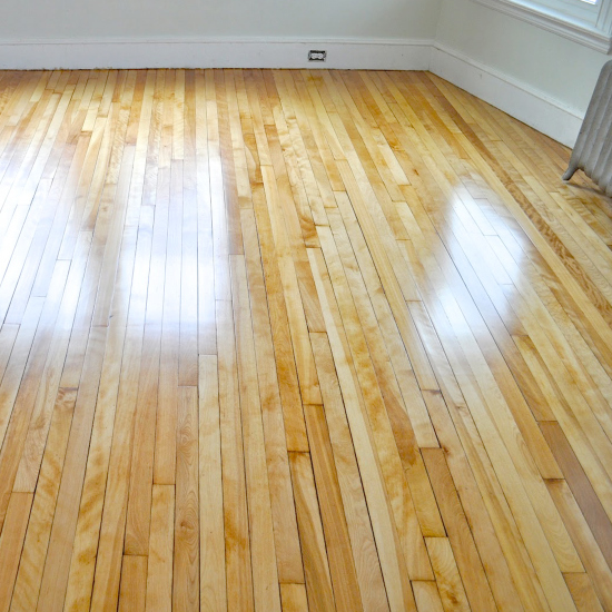 Лак для дерева Linnimax глянцевый прозрачный 0.9 л