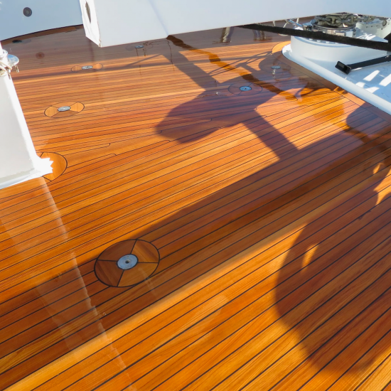 Лак яхтный Linnimax глянцевая прозрачный 9 л