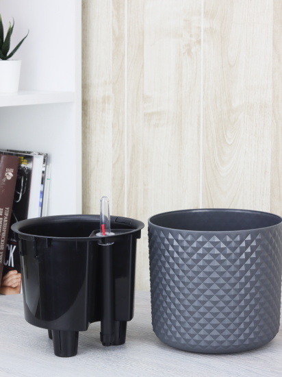 Кашпо для цветов Фасет ø15 h13.8 см v2 л с автополивом полипропилен графитовый