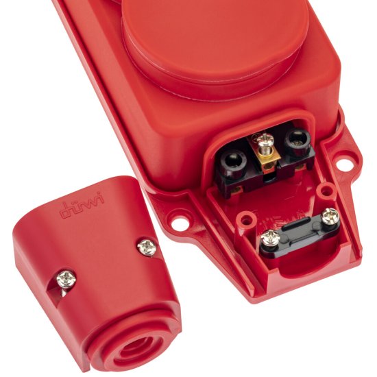 Розетка штепсельная Düwi четверная с заземлением IP44 настенная красная