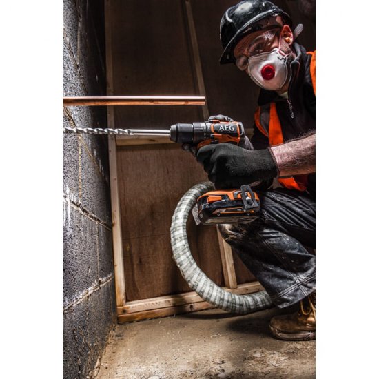 Ударная дрель-шуруповерт AEG BSB18SBL2-0