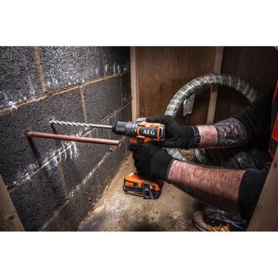 Ударная дрель-шуруповерт AEG BSB18SBL2-0