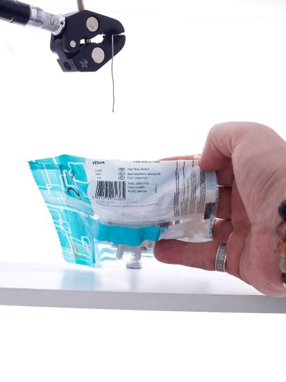 Выключатель проходной встраиваемый Lezard Vesna 2 клавиши цвет кремовый